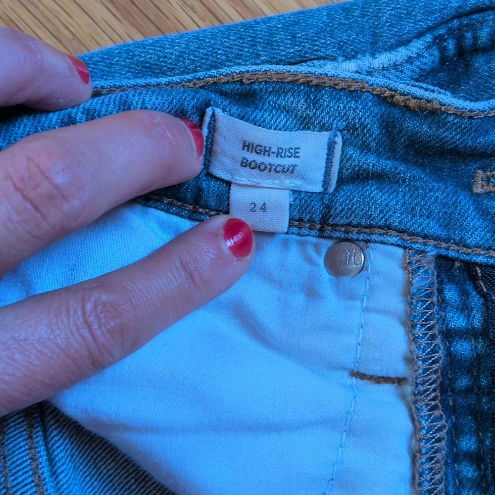 Lot of Madewell Jeans: High Waisted, Mid rise, And 90s bootcut - Picture 7 of 8